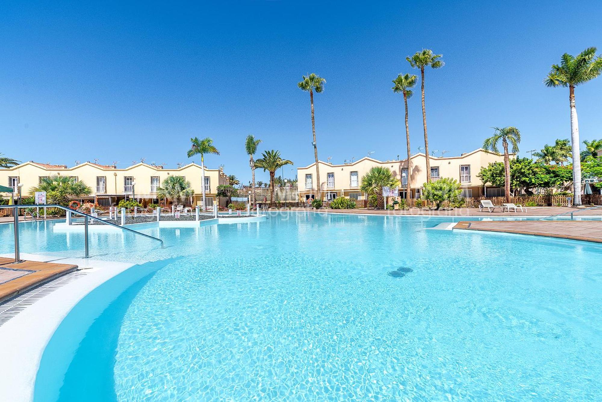 Bungalow En Maspalomas Сан-Бартоломе Экстерьер фото